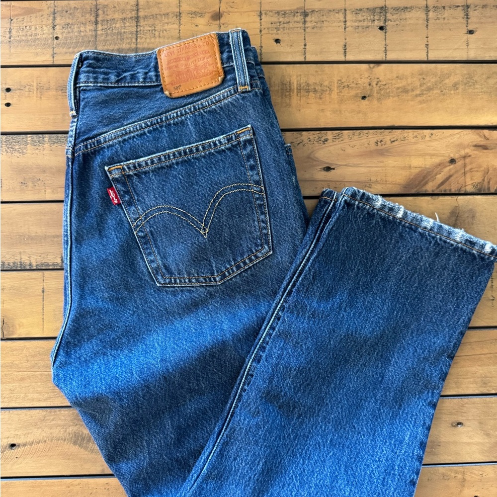 Levi's Women's Straight Blue Jeans ✨